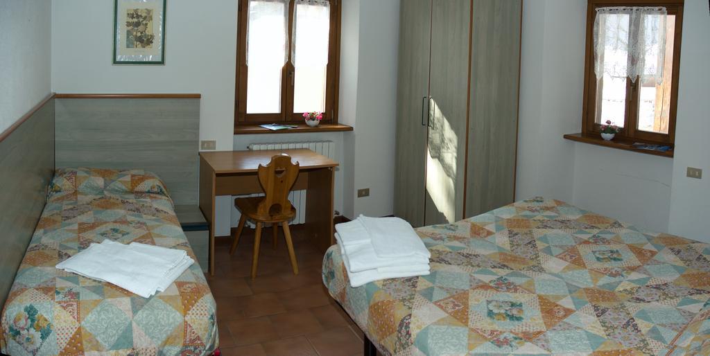 كامبودولسينو Casa Vacanze Ca' De Val الغرفة الصورة